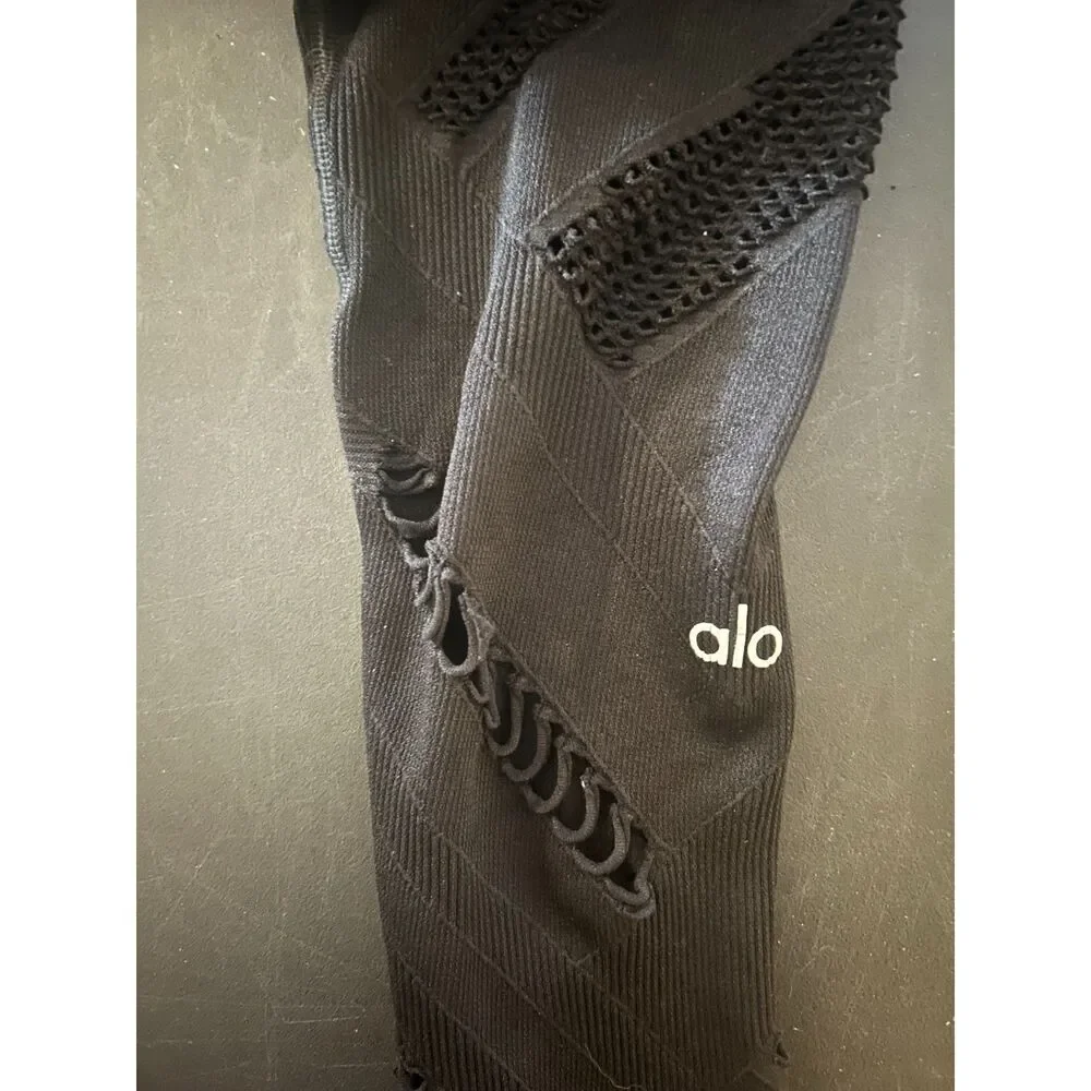 Alo Womens Black Leggings With Rip Braid Patterns Size Small